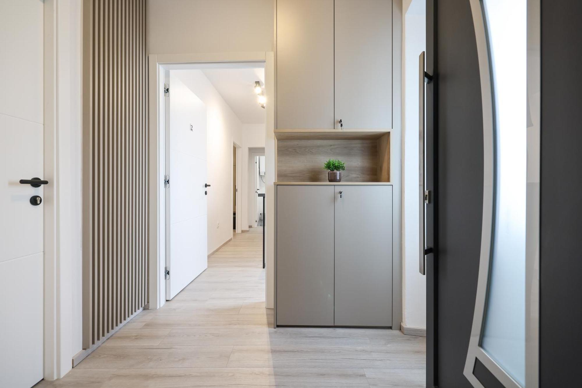 Classy Apartments In City Centar Zadar Exterior photo